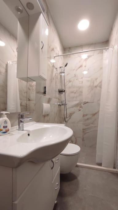 Bungevilia Apartment Gruda Dış mekan fotoğraf
