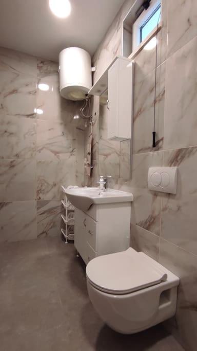Bungevilia Apartment Gruda Dış mekan fotoğraf