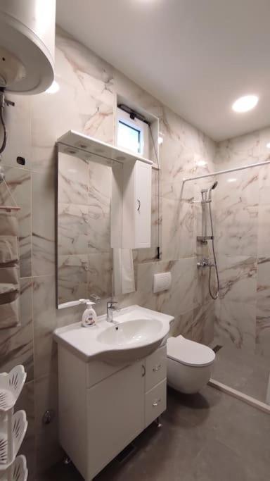 Bungevilia Apartment Gruda Dış mekan fotoğraf